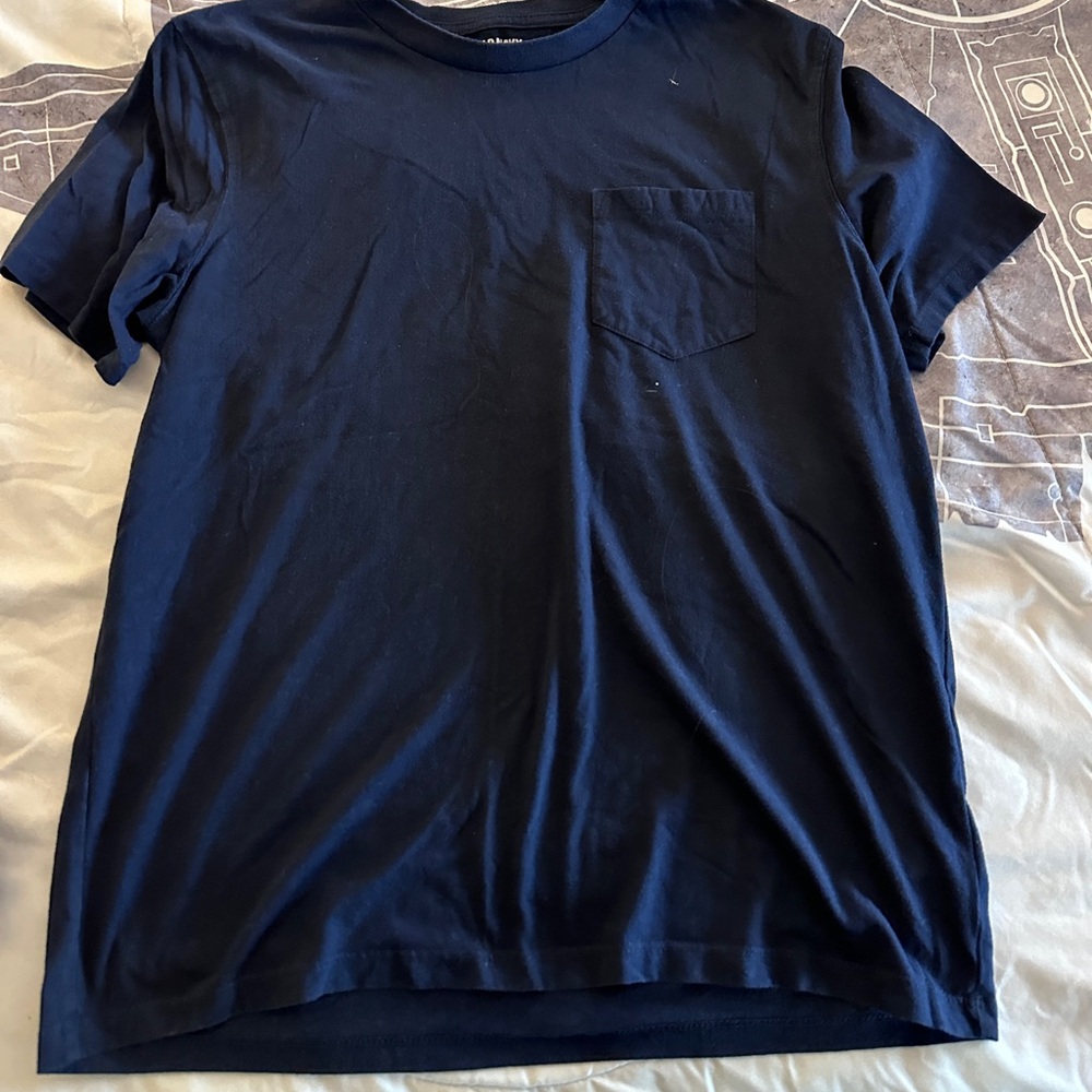 Old Navy Me ‘s Navy Blue Short Sleeve Pocket Tee